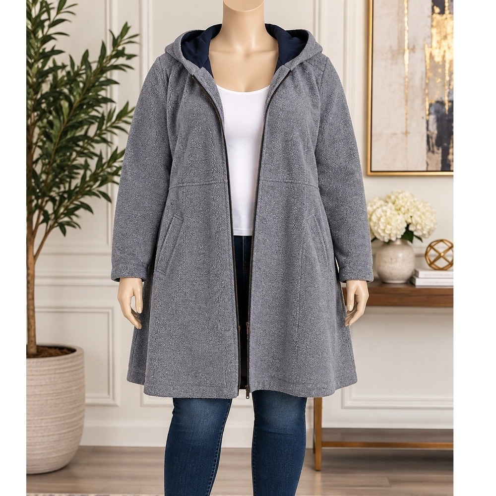Torrid Womens Coat Gray Hooded Boucle Zip Up Jacket Size 4